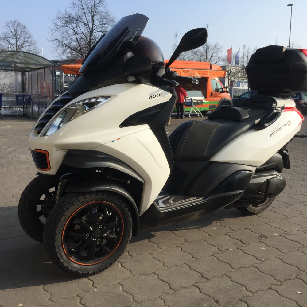 Peugeot Metropolis 400 (Dreirad-Roller)